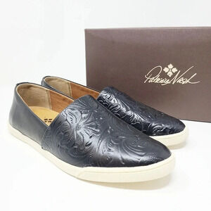 New Patricia Nash Lola Black Tooled Leather Flats 7.5